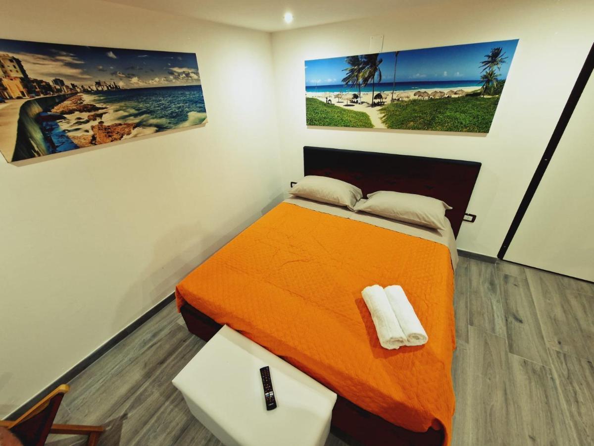 Loft Little Havana Bari Bagian luar foto
